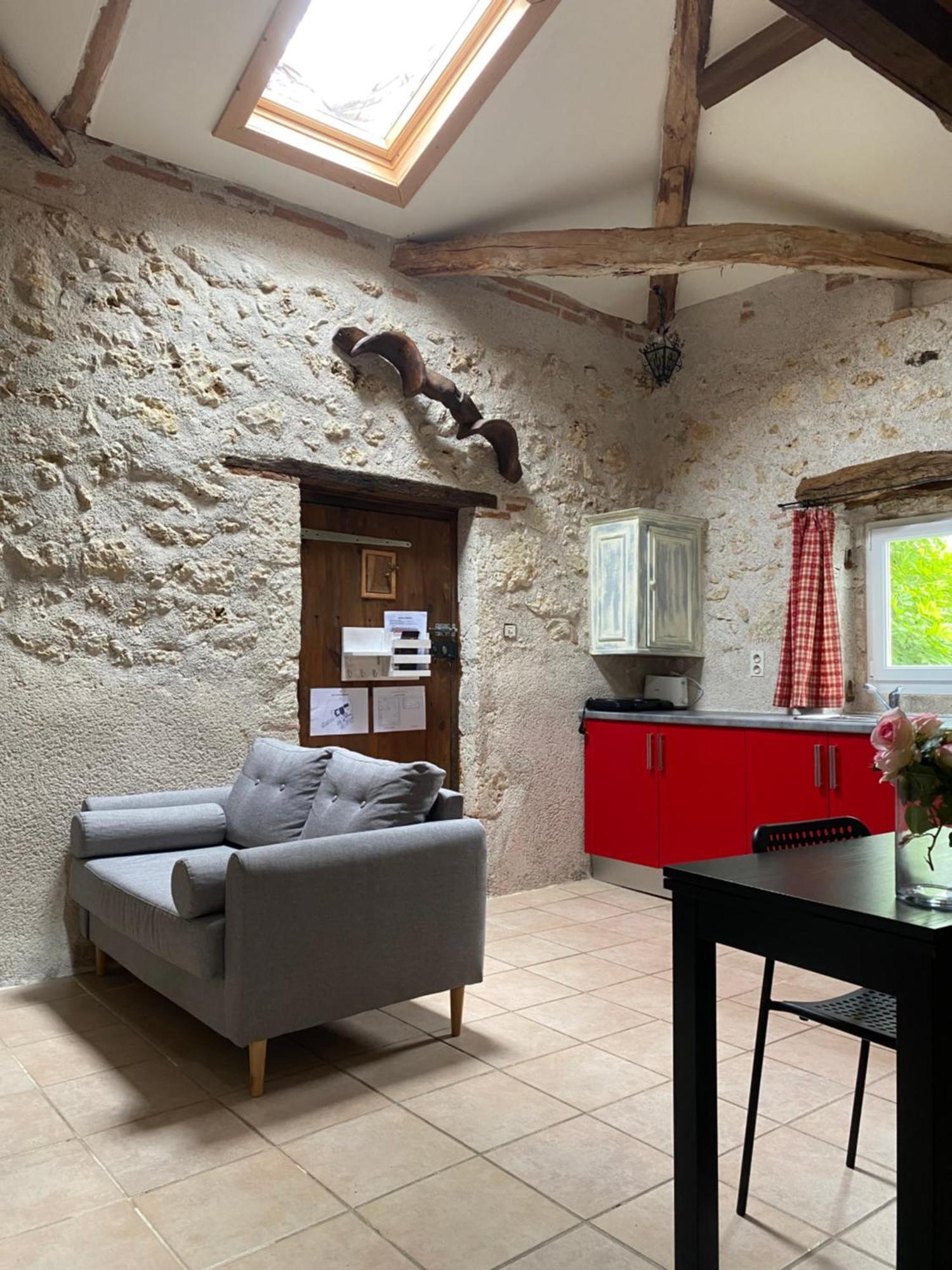 Domaine De Villot Hotel Sainte-Colombe-de-Villeneuve Luaran gambar